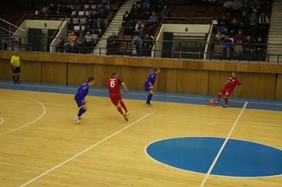 Только Лара сумела победить в первый день первенства России (видео)